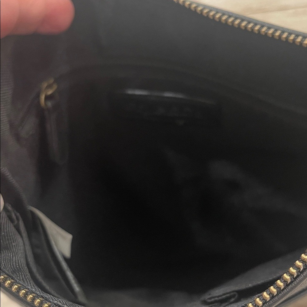 Style & Co Hudsonn Black East West Crossbody Bag Antique Brass Hardware NEW - Picture 8 of 9